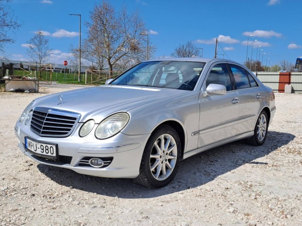 Mercedes-Benz E 320 CDI 4Matic Avantgarde (Auto...