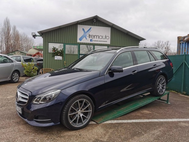 Mercedes-Benz E 350 Bluetec 4Matic T Avantgarde...