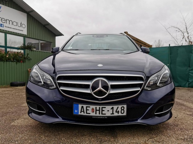 Mercedes-Benz E 350 Bluetec 4Matic T Avantgarde...