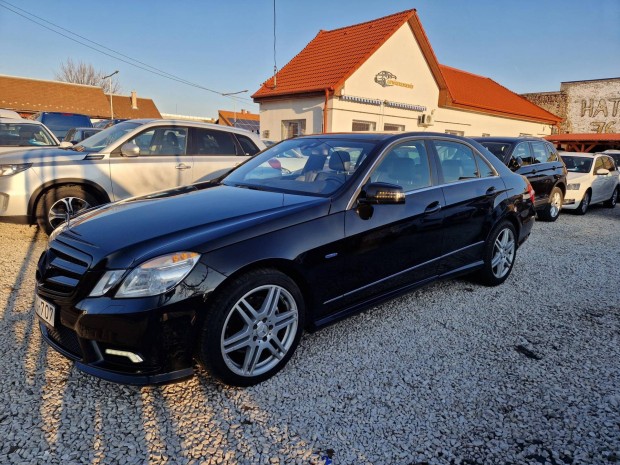 Mercedes-Benz E 350 CDI 4Matic Blueefficiency A...