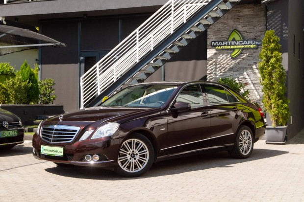 Mercedes-Benz E 350 CDI 4Matic Blueefficiency A...