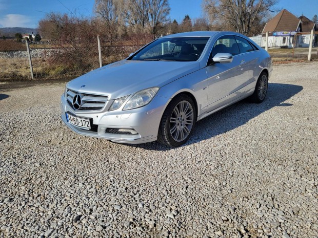 Mercedes-Benz E 350 CDI Blueefficiency Avantgar...