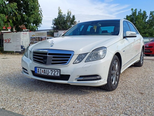 Mercedes-Benz E 350 CDI Blueefficiency Elegance...