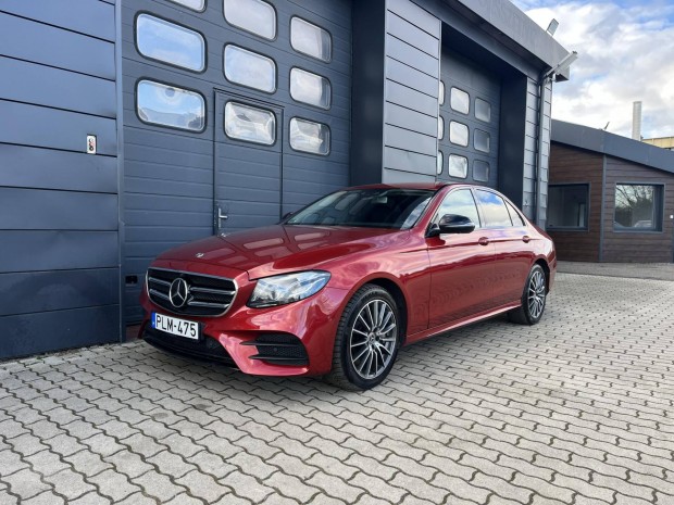 Mercedes-Benz E 350 d 4Matic 9G-Tronic Szervizk...