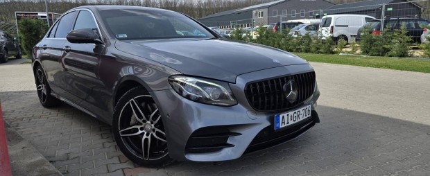 Mercedes-Benz E 400 4Matic 9G-Tronic AMG Pack F...