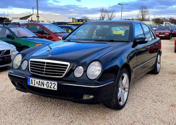 Mercedes-Benz E 430 4Matic Elegance (Automata)...