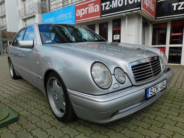 Mercedes-Benz E 50 AMG! Automata! Vezetett szer...