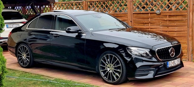 Mercedes-Benz E-Osztly E 220 d 9G-Tronic AMG S...