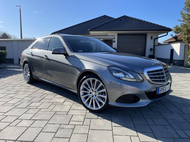 Mercedes-Benz E-Osztály E 350 Bluetec 4Matic Cl...