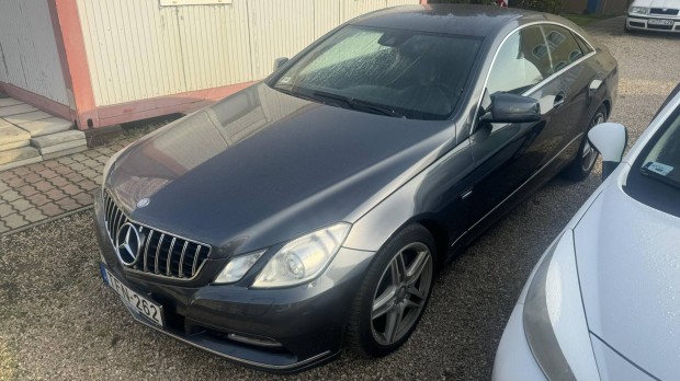 Mercedes-Benz E-Osztly E 350 CGI Blueefficienc...