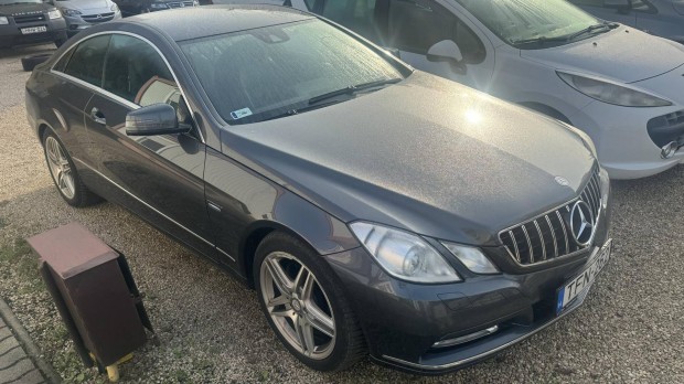 Mercedes-Benz E-Osztly E 350 CGI Blueefficienc...