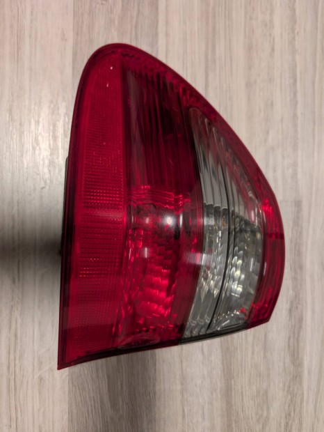 Mercedes Benz E ostly W211 bal hts lmpatest