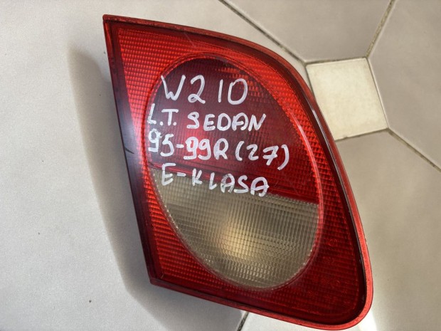 Mercedes-Benz E-osztály W210 jobb hátsó lámpa A2108200964