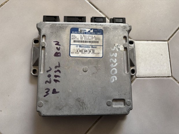 Mercedes-Benz E-osztály W210 motorvezérlő A0225455432 R04010023A