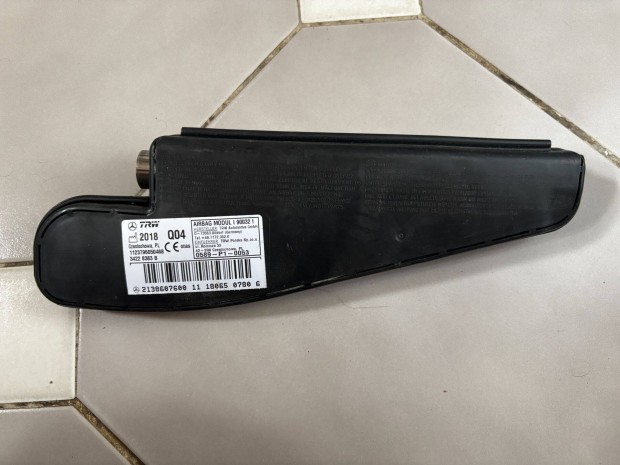 Mercedes-Benz E-osztály W213 jobb oldali ülés légzsák A2138607600