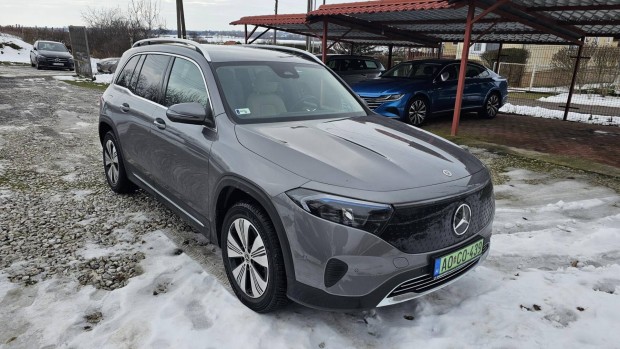 Mercedes-Benz Eqb 300 4Matic �f�s