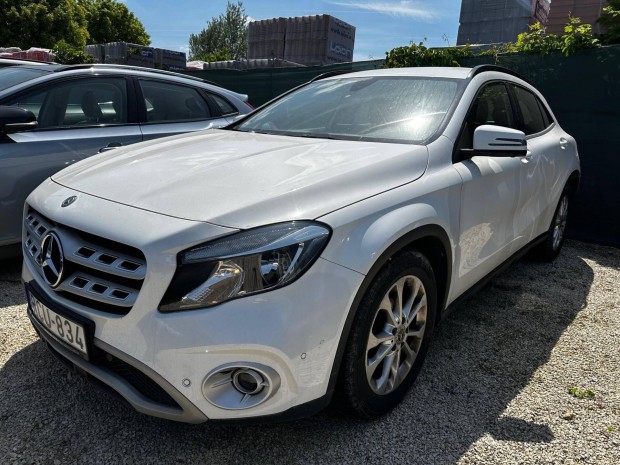 Mercedes-Benz GLA 180 7G-DCT Áfás! Magyarország...