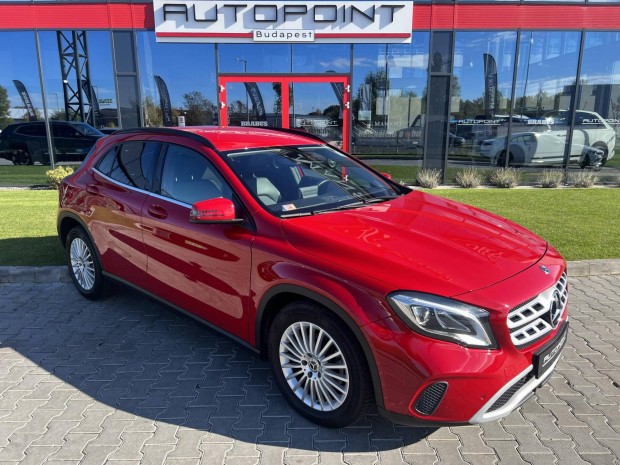 Mercedes-Benz GLA 180 7G-DCT Brelhet.Akr HOS...