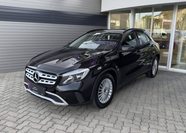 Mercedes-Benz GLA 200 7G-DCT Garancival!