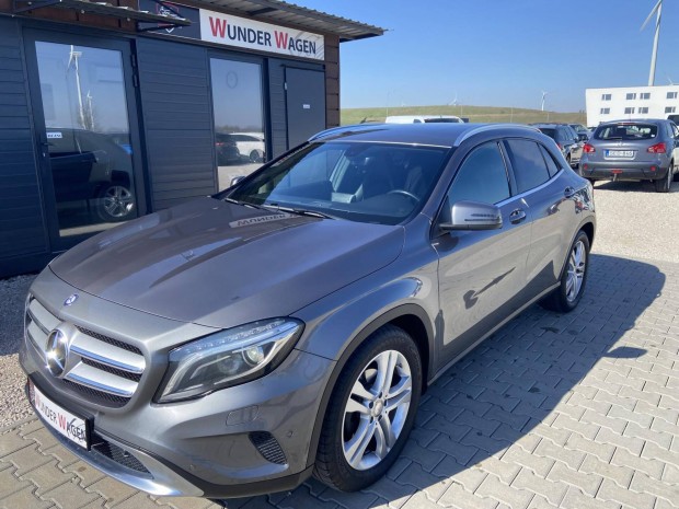 Mercedes-Benz GLA 200 Style Navi.Ül.fűt.Xenon.T...