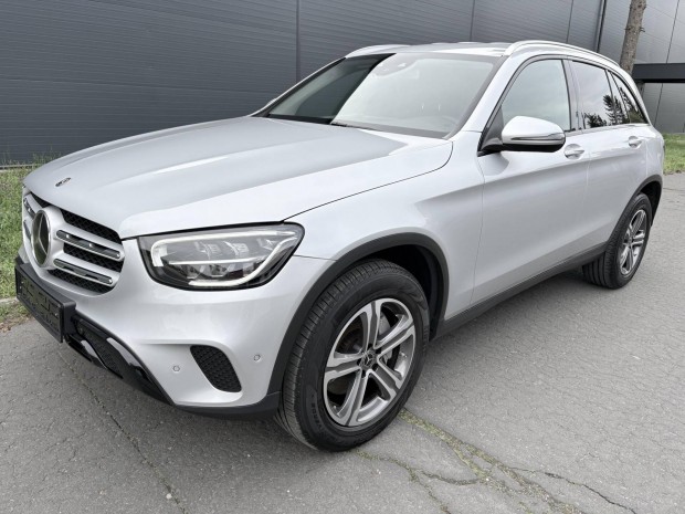Mercedes-Benz GLC 220 d 4Matic 9G-Tronic Cserél...