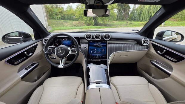 Mercedes-Benz GLC 300 e 4Matic 9G-Tronic Plug-in hybrid / M.o.-i