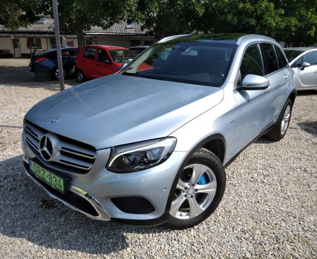 Mercedes-Benz GLC 350 e 4Matic 7G-Tronic 196ekm...