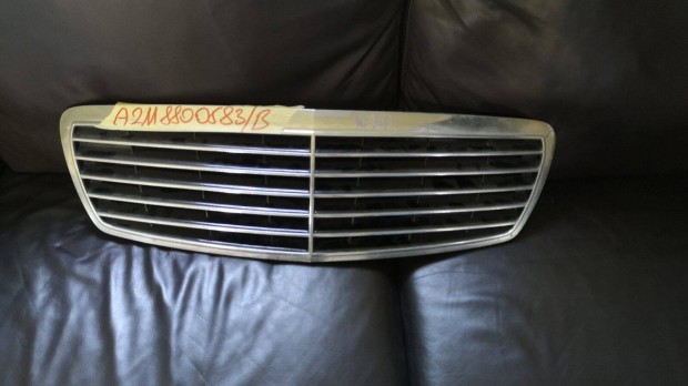 Mercedes-Benz Hűtőrács no modi avantgarde w211