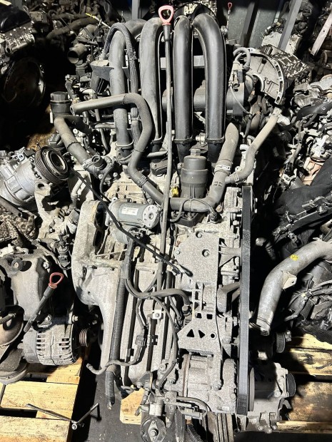 Mercedes Benz M266 150benzin motor