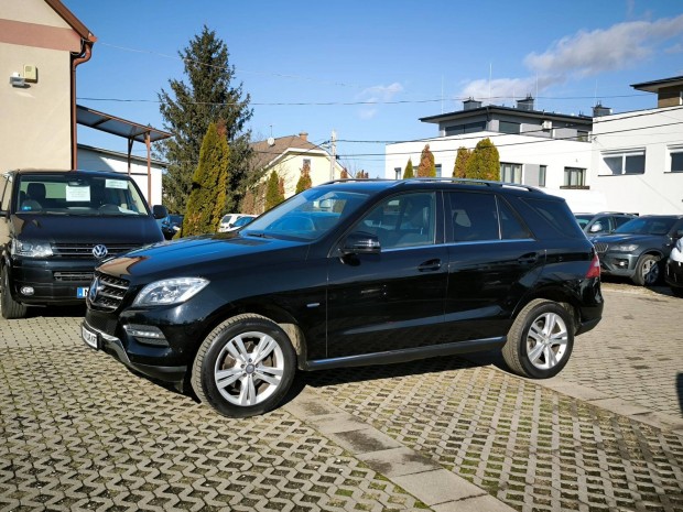 Mercedes-Benz ML 250 Bluetec (Automata)
