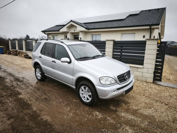 Mercedes-Benz ML 270 CDI 3.5T horog Xenon Napf�...