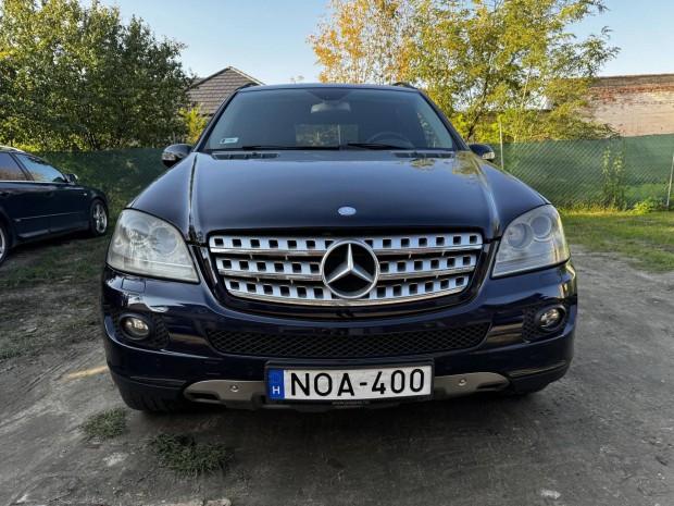 Mercedes-Benz ML 320 CDI (Automata) 3.5T Vonóhorog