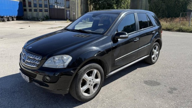 Mercedes-Benz ML 320 CDI (Automata) Alkalmi Vt...