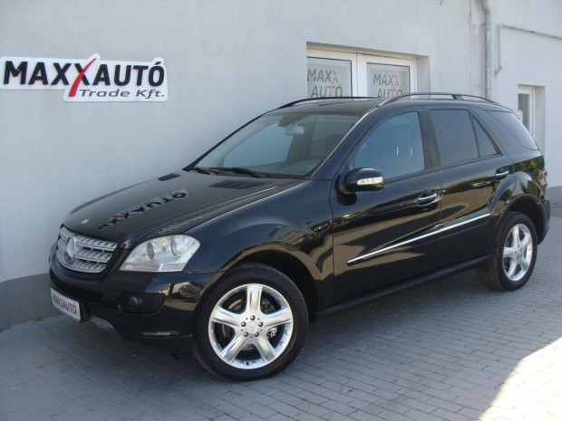 Mercedes-Benz ML 320 CDI (Automata) Flbr+Navi...