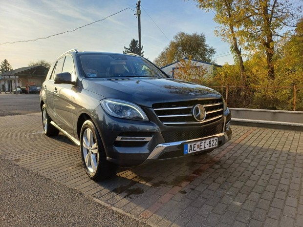 Mercedes-Benz ML 350 Bluetec (Automata) Autbes...