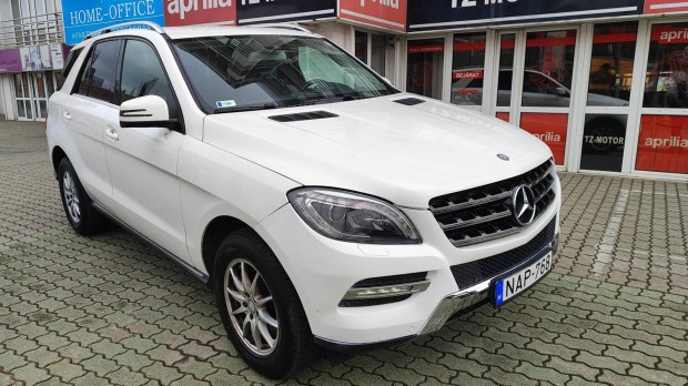 Mercedes-Benz ML 350 Bluetec (Automata) Friss s...