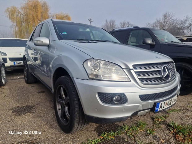 Mercedes-Benz ML-Osztly ML 420 CDI (Automata)