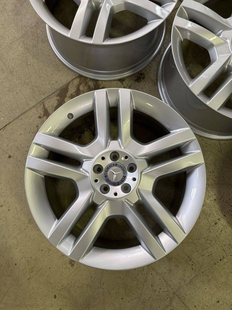 Mercedes Benz ML felújított alufelni 20"