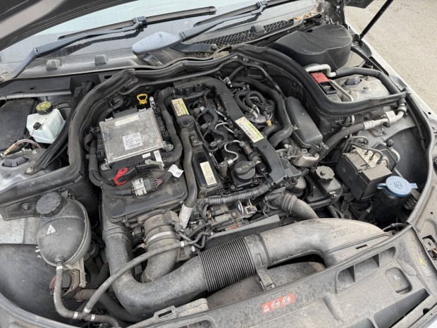 Mercedes Benz OM651911 220cdi motor