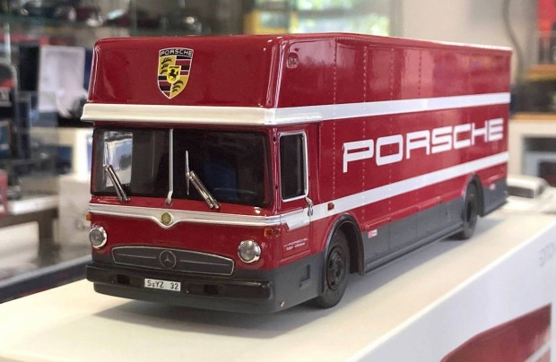 Mercedes-Benz O 317 Race Truck Porsche Motorsport 1:43 Schuco