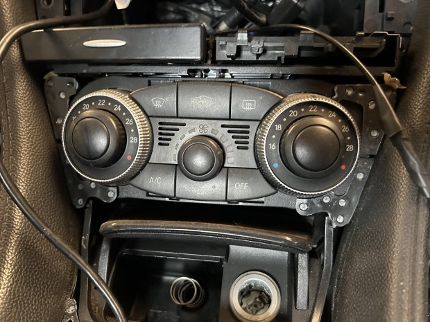 Mercedes Benz R230 SL klma kapcsol