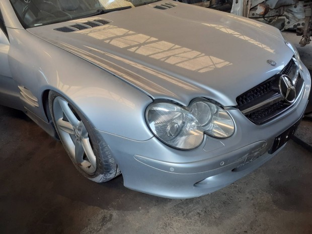 Mercedes Benz R230 SL komplett csavaros eleje