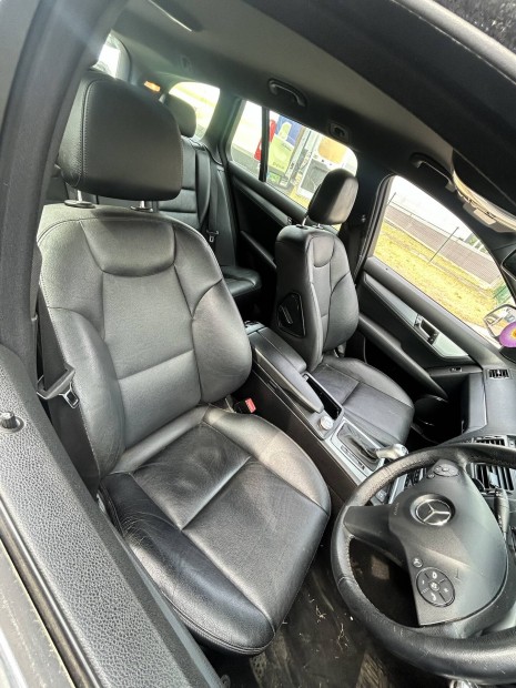 Mercedes Benz S204 C kombi ls garnitra