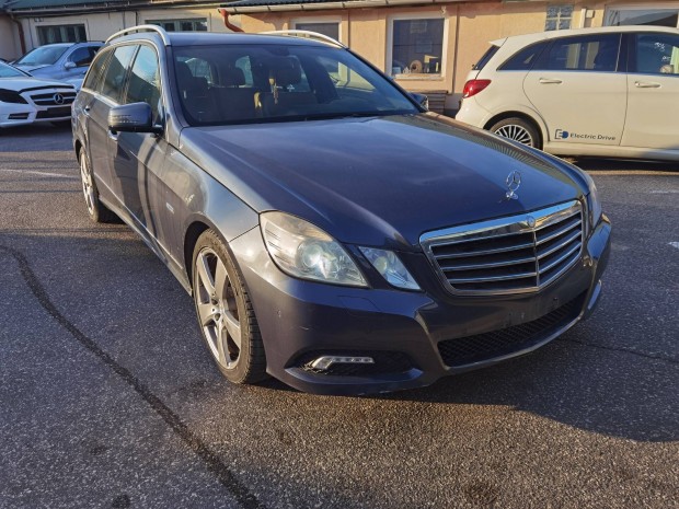 Mercedes Benz S212 E 350CDI OM642836 4matic bonts