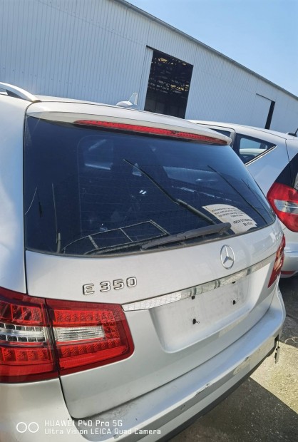 Mercedes Benz S212 E kombi csomagtr ajt 