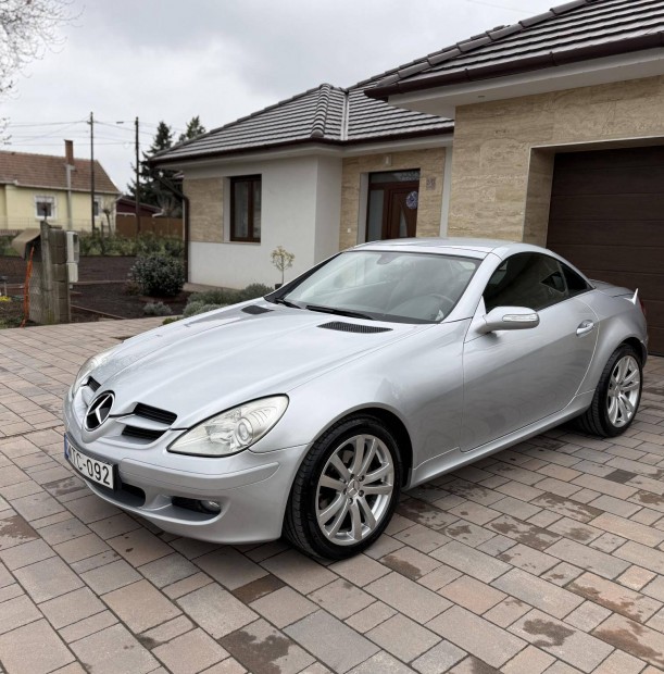 Mercedes-Benz SLK 200 Kompressor (Automata)