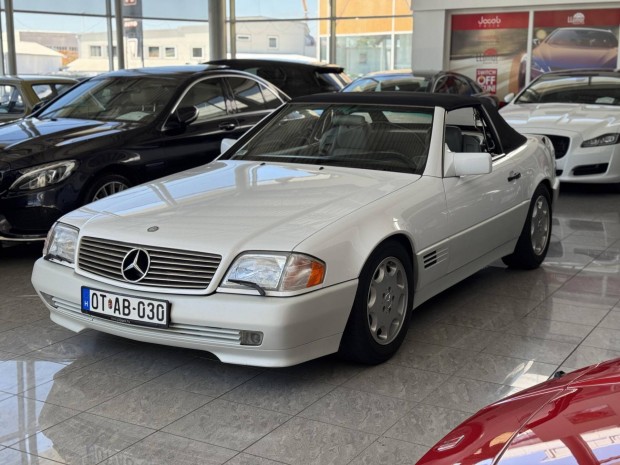 Mercedes-Benz SL 500 OT vizsgával. Gyüjtői dara...