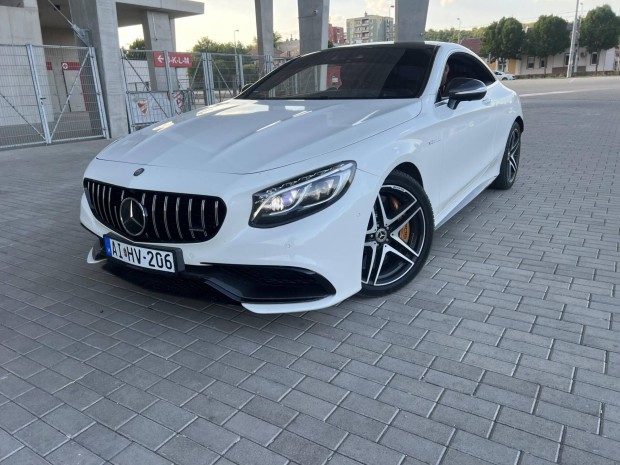 Mercedes-Benz S 63 AMG Mercedes-AMG S 63 Coupé...