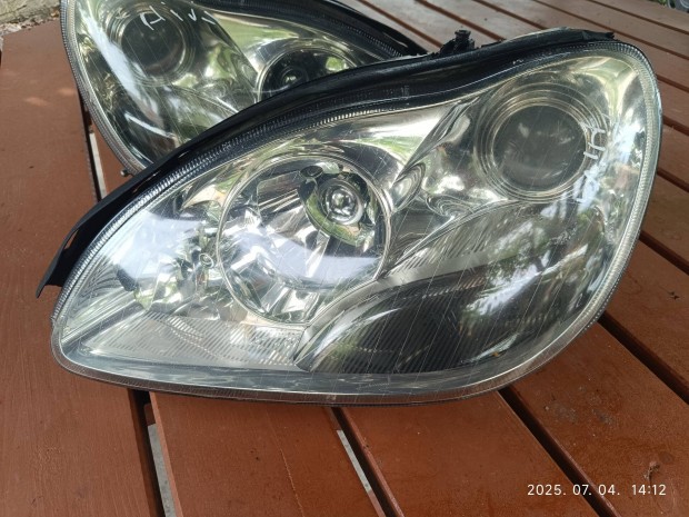 Mercedes-Benz S-Class W220Xenon első fényszóró