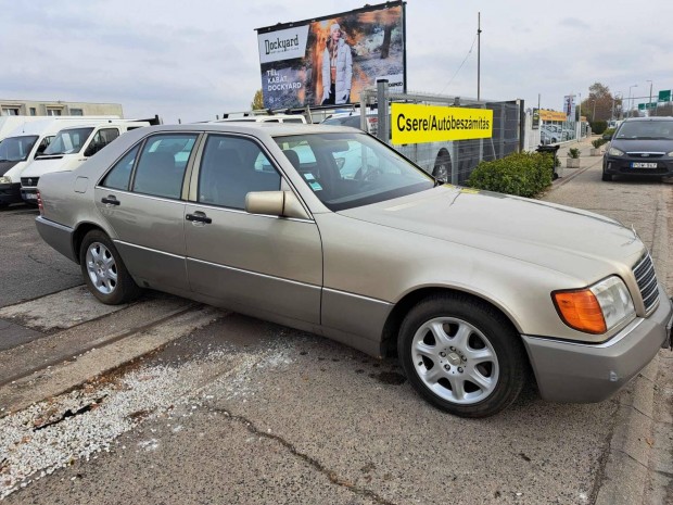 Mercedes-Benz S-Oszt�ly 300 SE 3.2 Rozdamentes....
